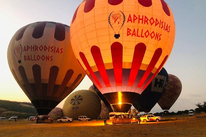 Pamukkale Hot Air Balloon Tour Over Travertines