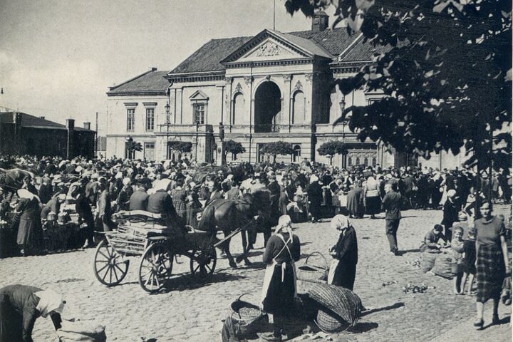 Historical Klaipeda Old Town -search for the lost City of Memel