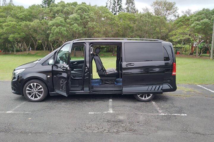 Private Transfer Tontouta Airport