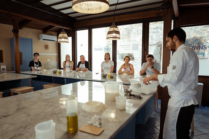Palermo Pizza & Gelato Cooking Class with Meal & Wine