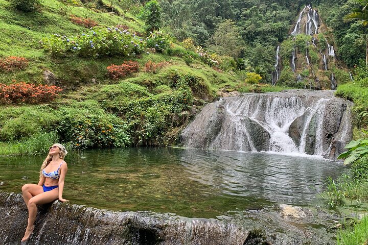 Coffee Farm and Santa Rosa Hot Springs Tour from Pereira or Armenia