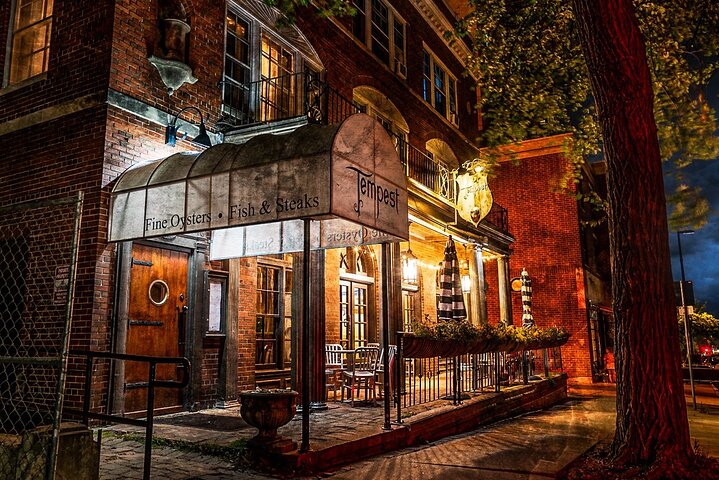 Murmurs of Mourning & Murder: Madison Ghost Tour