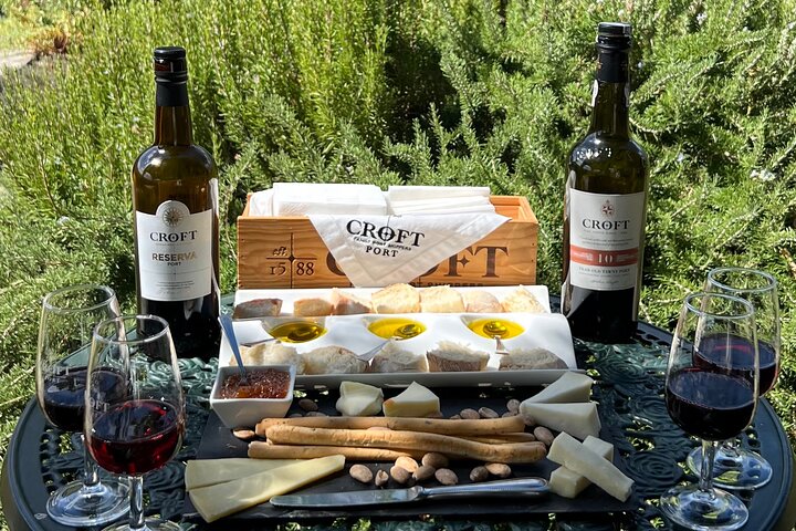 Douro Valley Wine Tour with Tastings, Boat Ride & Lunch