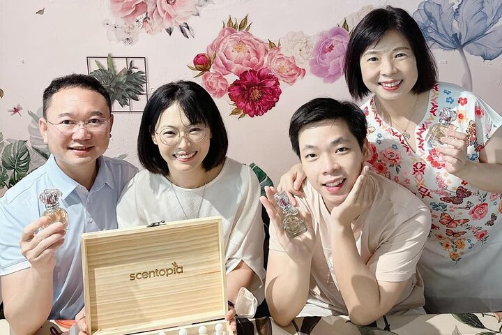 Scentopia Orchid Perfume Making (100ml) at Sentosa, Singapore