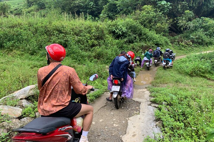 Sapa Motorbike Tour With Local Guide 1 Day - Waterfalls, Villages