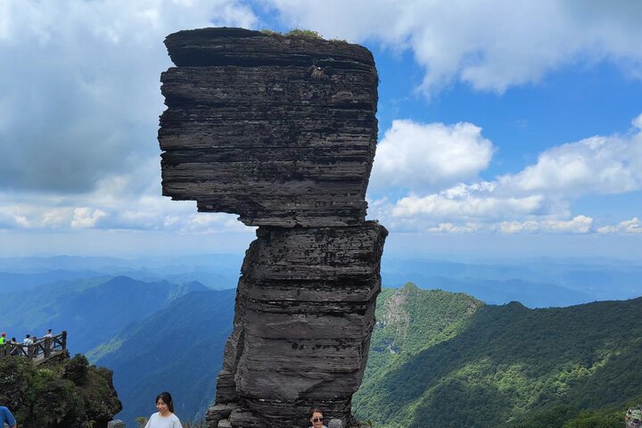 1-Day Self-Guided Fanjing Mountain Tour from Fenghuang