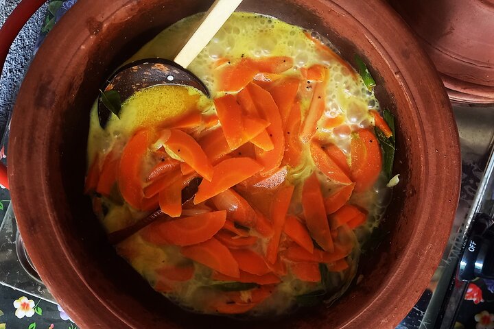 Sri Lankan cooking class with Nilu Kandy( FREE PICKUP & Drop)