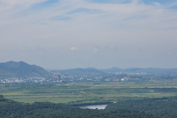 Small Group DMZ Tour with Hotel pickup : 3rd tunnel&Susp. Bridge