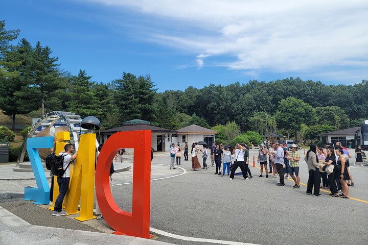 Small Group DMZ Tour with Hotel pickup : 3rd tunnel&Susp. Bridge