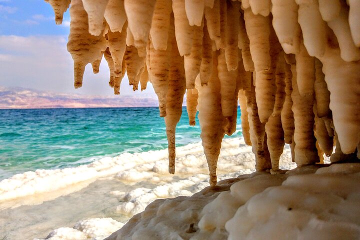 GOKEDEM Adventure Kayaking to Deadsea Sinkholes