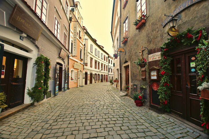 Private day trip from Linz to Cesky Krumlov and back