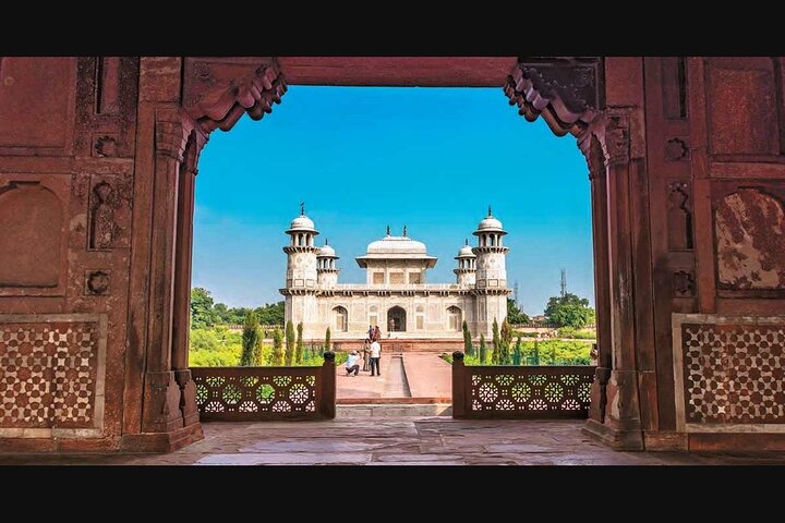 Private Taj Mahal Agra Fort Baby Taj Tour By Car From Delhi