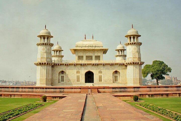 Private Taj Mahal Agra Fort Baby Taj Tour By Car From Delhi