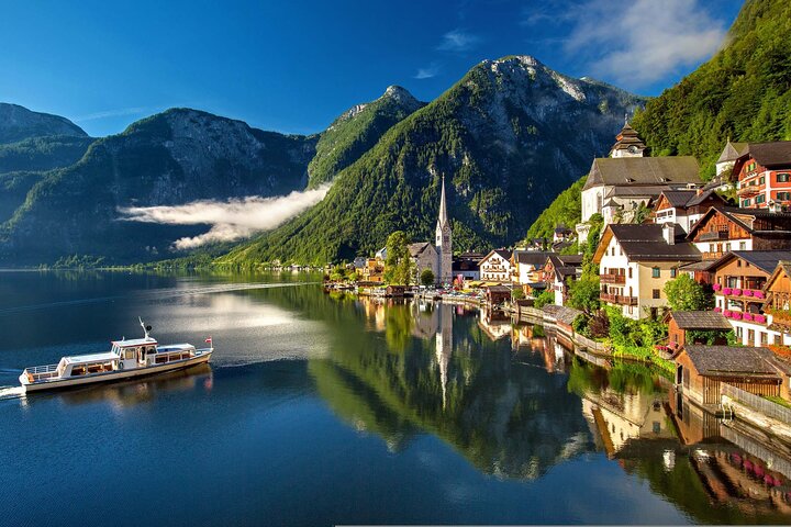 Private Day Trip From Linz To Hallstatt, English Speaking Driver