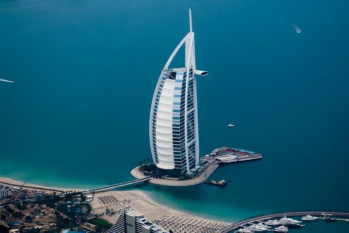 Dubai Stopover & Layover Tour – Private, Fast & Flexible!
