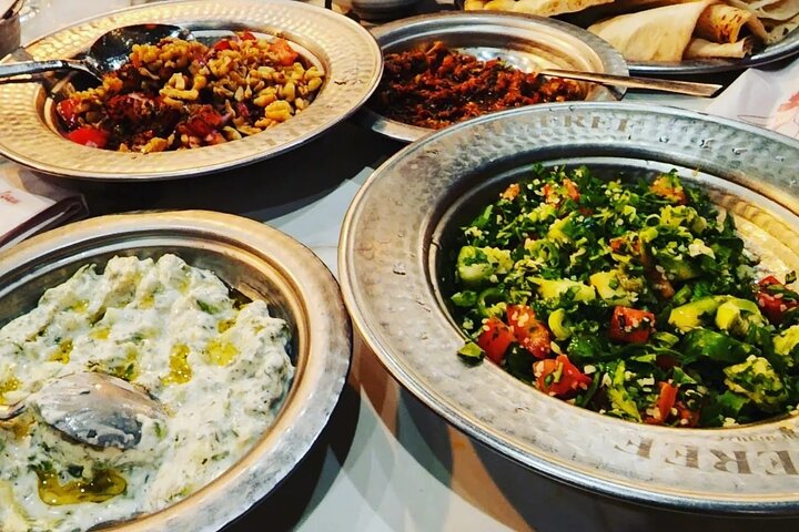 Istanbul Traditional Turkish Dinner and Dervish Experience