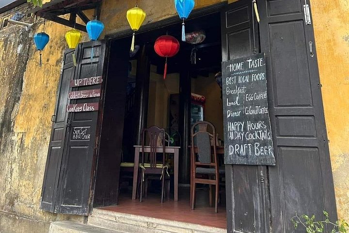 Hoi An Night Market with Hoi an walking Tour , Colourful Lanterns, Boat Ride