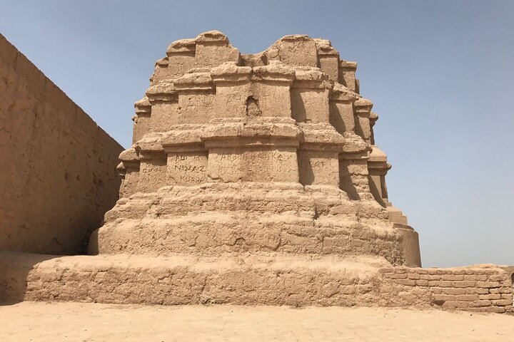 Private Day Trip to Turpan from Urumqi including Bezklik Grottoes