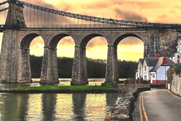 Explore Anglesey and Snowdonia Private Day Tour