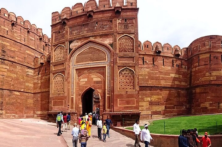 Private Taj Mahal Agra Fort Baby Taj Tour By Car From Delhi