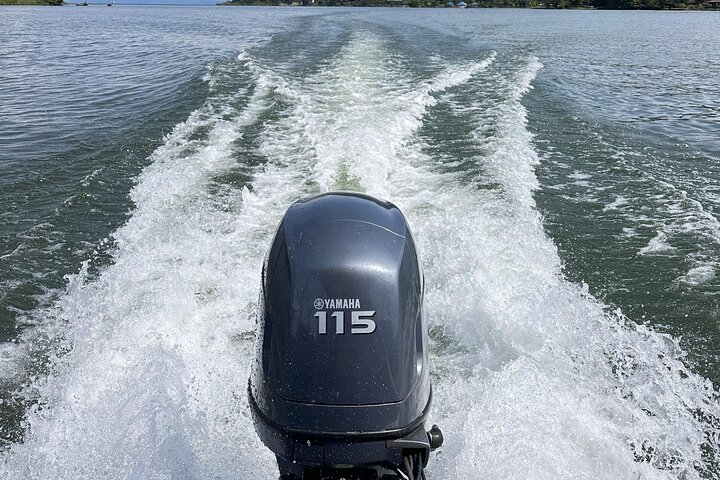 Lake Kivu Boat Trips & Experiences