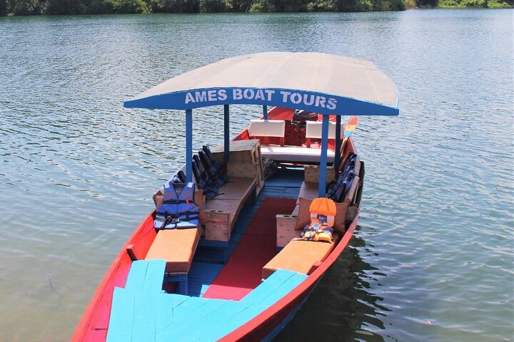 Lake Kivu Boat Trips & Experiences
