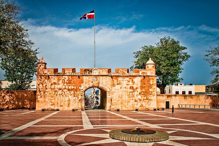 Santo Domingo City Tour with Pickup Included From Santo Domingo