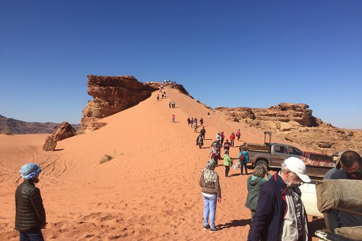 Wadi Rum 4-Hour Sunset Tour - Wadi Rum Desert Highlights