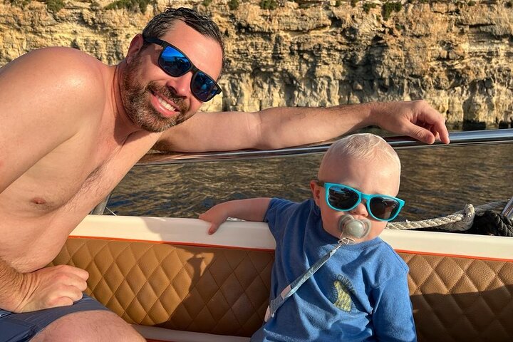 Private Boat Tour: Crystal Lagoon, Blue Lagoon, Comino and Gozo
