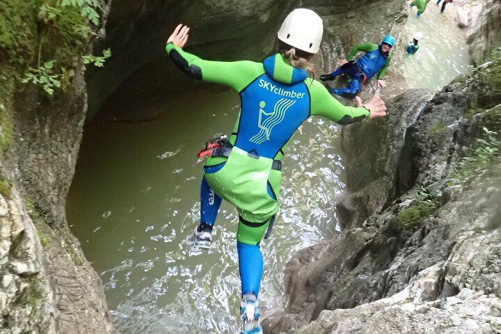 Canyoning "Gumpenfever" - beginner Canyoningtour for everyone