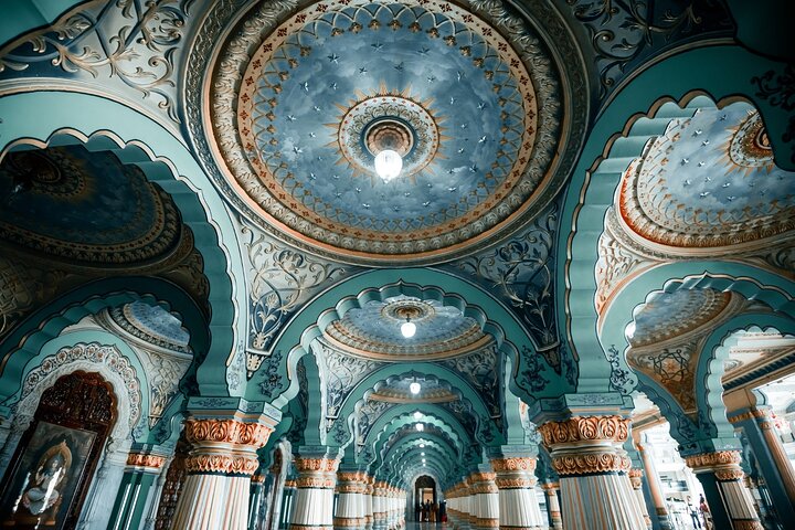 Mysore: Palaces, Markets & UNESCO Somanathapura Temple Tour