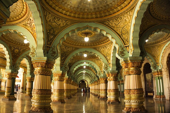 Mysore: Palaces, Markets & UNESCO Somanathapura Temple Tour