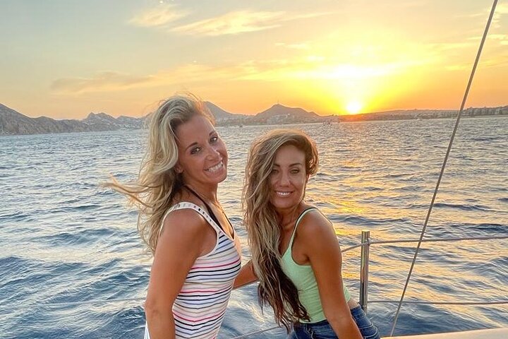 Cabo San Lucas Sunset Cruise with Open Bar and Snacks