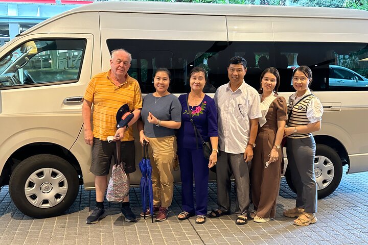 1 Day Private Charter Tour to Shirakawa-go & Takayama