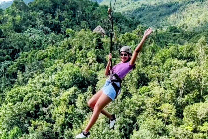 AMBER COVE-TAINO BAY 5 Zip Lines 7 Waterfalls + Locale Food