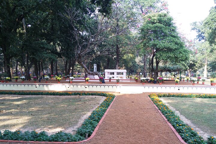 Private Guided Day Trip to Santiniketan from Kolkata (Calcutta)