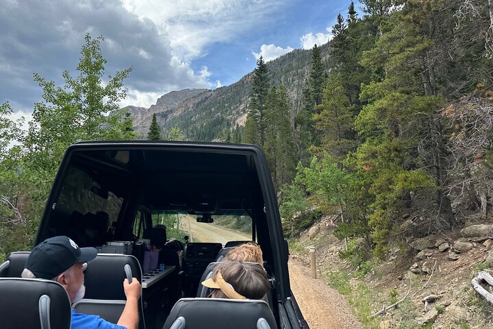 Retractable Glass Top Tour in Rocky Mountain National Park