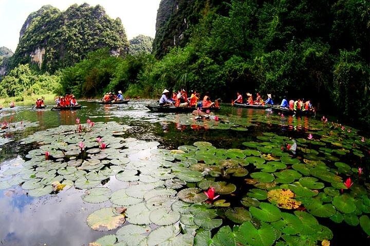 Best Seller-Private Full-Day Tour to Ninh Binh Depart from Hanoi
