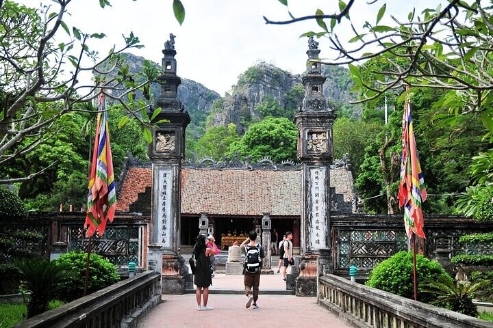 Best Seller-Private Full-Day Tour to Ninh Binh Depart from Hanoi