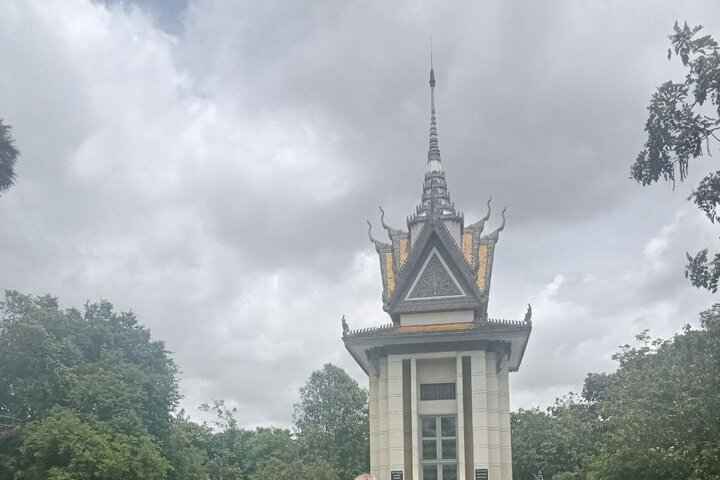 The Killing Field and Toul Sleng Genocide Museum (S21) Tour