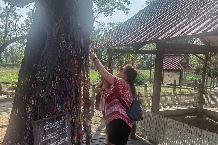 The Killing Field and Toul Sleng Genocide Museum (S21) Tour