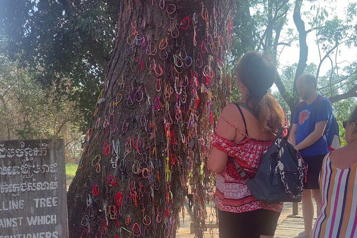 The Killing Field and Toul Sleng Genocide Museum (S21) Tour