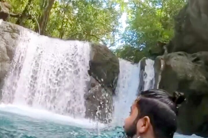 AMBER COVE-TAINO BAY 5 Zip Lines 7 Waterfalls + Locale Food