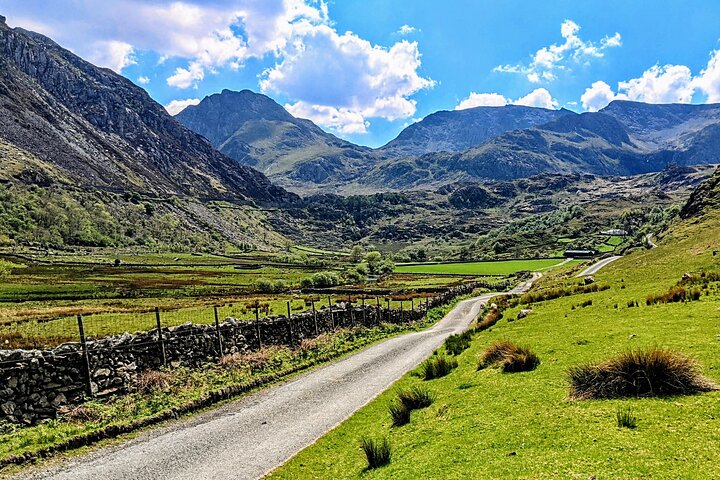 Private Snowdonia’s Mountains, Lakes & Mines Tour