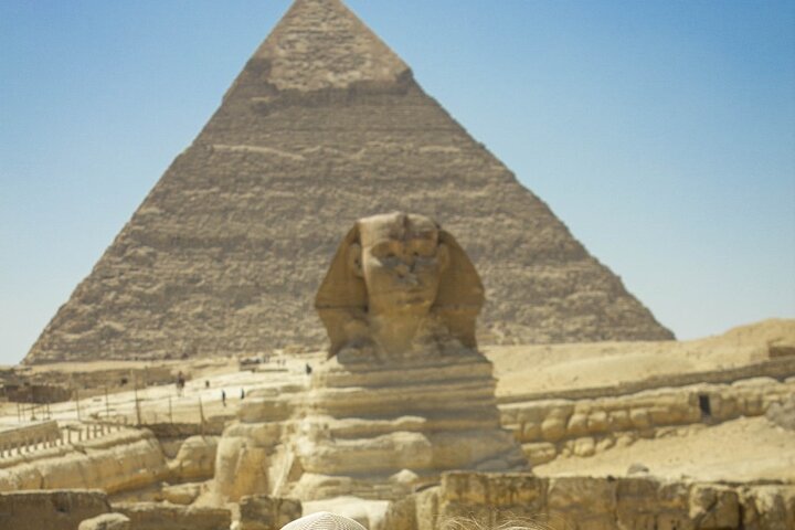 From El Sokhna Port: Giza Pyramids Visit & Nile Lunch Cruise
