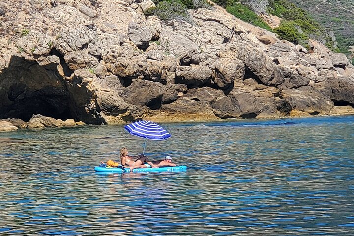 Sailing tour with PAG (AUDIOGUIDE) and typical Sardinian cuisine