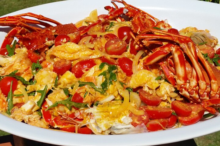 Sailing tour with PAG (AUDIOGUIDE) and typical Sardinian cuisine