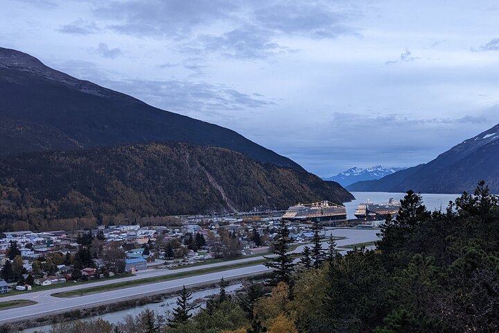 Skagway City and Summit Tour