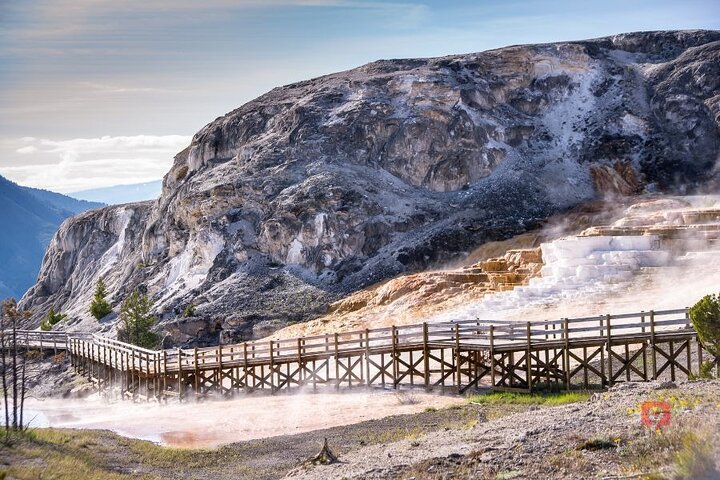 Self-Guided Audio Driving Tour in Yellowstone and Grand Teton