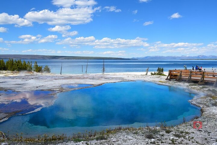Self-Guided Audio Driving Tour in Yellowstone and Grand Teton
